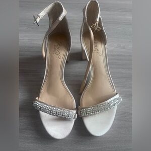 Jewel Badgley Mischka Silver Heels with Rhinestones